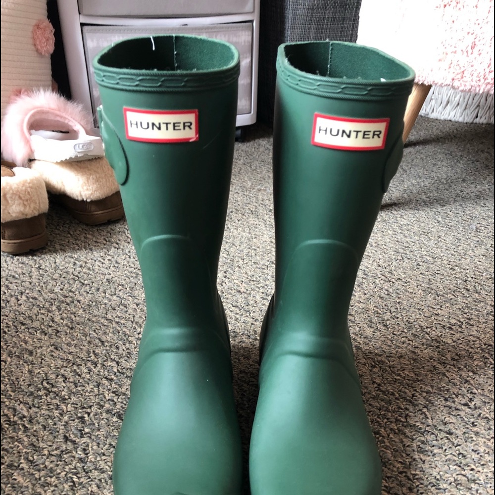green hunter boots
